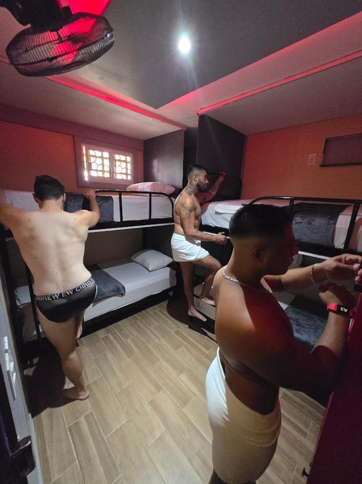 Spartacus Hostel Boutique For Men Puerto Vallarta Exterior foto